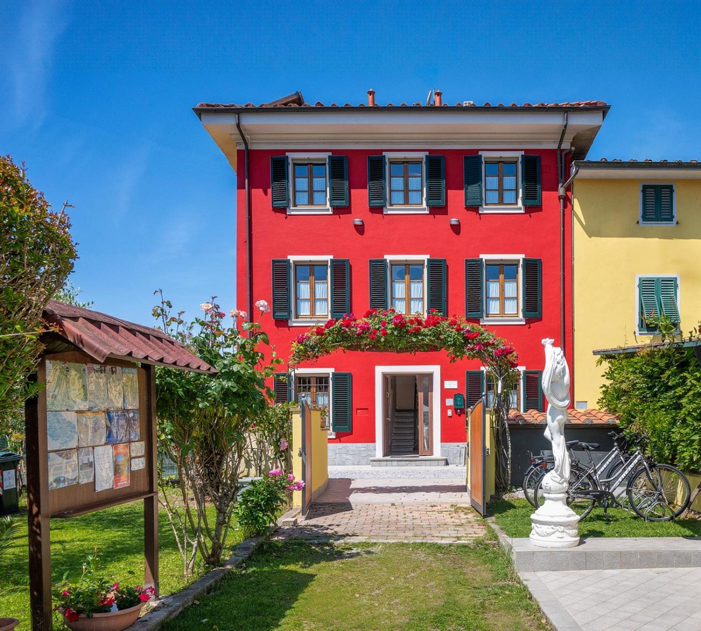 La Mandolata Dei Poeti Apartaments 卢卡 外观 照片