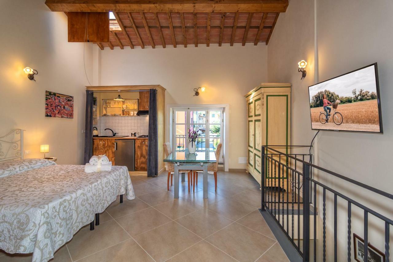La Mandolata Dei Poeti Apartaments 卢卡 外观 照片